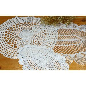 3 Doilies Doily Crocheted Doily White  Vintage Doilies  V19